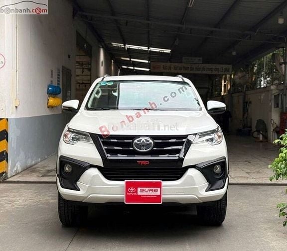Toyota Fortuner 2.4G 4x2 AT 2019 - 820 Triệu