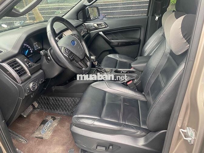 Ford Everest 2020 Titanium 2.0L AT 4x2 - 96000 km