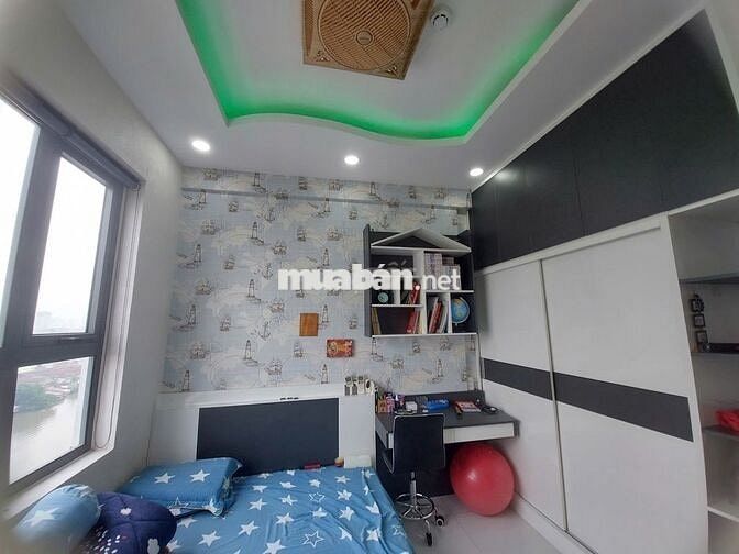 Em Phúc chuyên cho thuê Green river 3pn 2wc đầy đủ nội thất, kế Q5,10.
