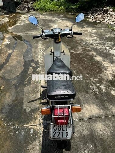 Bán Xe Cub  82 Thời Ông Bà Chính Chủ ký Giấy Tờ.