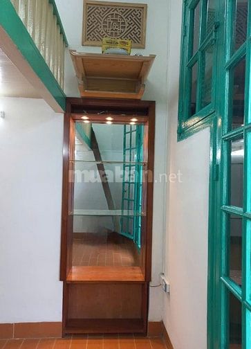 Chính chủ bán căn hộ trong biệt thự Pháp cổ 83 Nguyễn Thái Học,Ba Đình