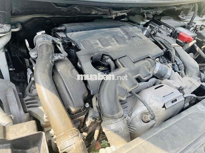 Peugeot 3008 2018 1.6L Turbo - 130000 km