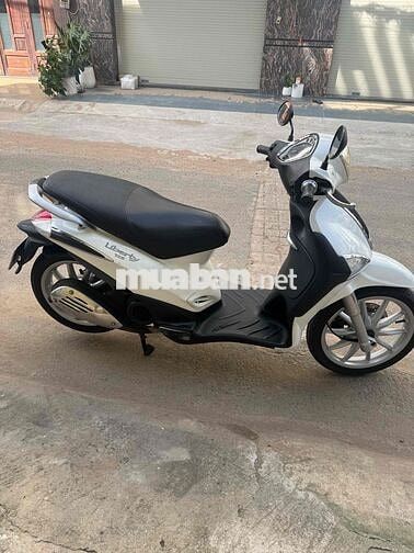 cần bán xe tay ga như hình