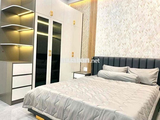 Bán nhà mặt tiền giá trong hẻm