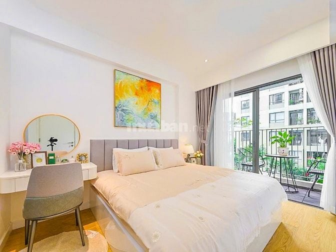 Bán Căn hộ Masteri Thảo Điền tầng thấp 2 phòng ngủ view hồ bơi 70m2