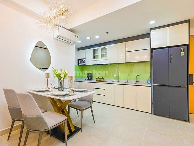 Bán Căn hộ Masteri Thảo Điền tầng thấp 2 phòng ngủ view hồ bơi 70m2