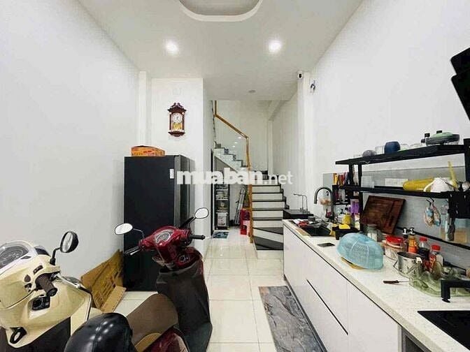 Bán Nhà 1/ Lê Đức Thọ. hẻm xe tải né nhau. 4 tầng. chỉ 5.98