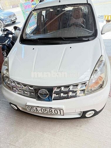 Nissan Grand livina 2011 1.8 AT - 100000 km
