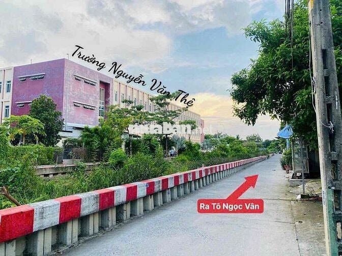 Bán đất mặt tiền sau lưng trường nguyễn văn thế