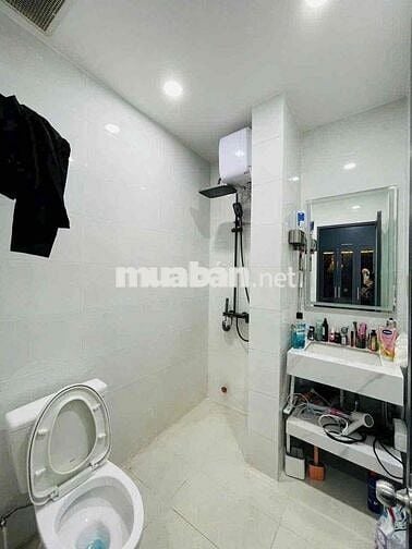 Bán Nhà 1/ Lê Đức Thọ. hẻm xe tải né nhau. 4 tầng. chỉ 5.98