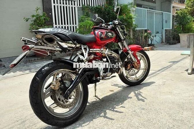 Xe cổ hàng độc