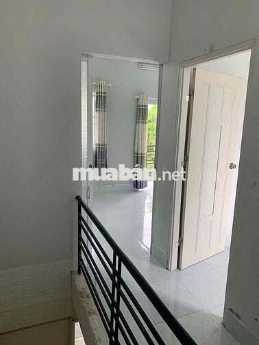 Nhà 2 phòng 3 máy lạnh hẻm Nguyễn Văn Cừ