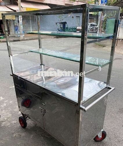 Sang Chỗ Bán Bánh Mì kèm xe inox ngay trường Ngô Quyền đông học sinh