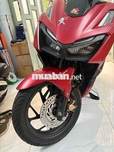 Xe Vario 160 ABS màu đỏ, Nhà sử dụng, đi ít