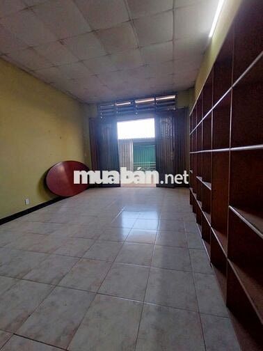 Cho thuê nhà nguyên căn 120m2 mặt tiền đường Vĩnh Lộc, 1 lầu