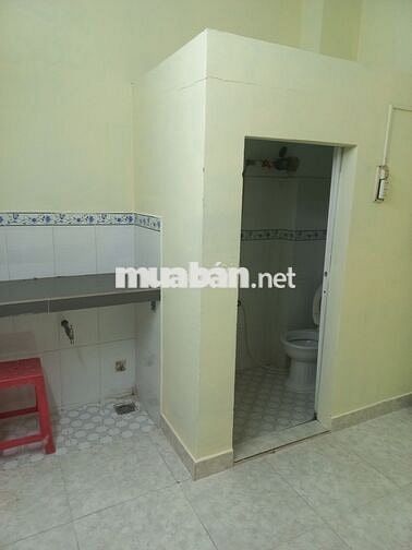 CHỈ CÒN 1 PHÒNG ✔️ Phòng trọ sinh viên, người đi làm giá rẻ Q4 HCM