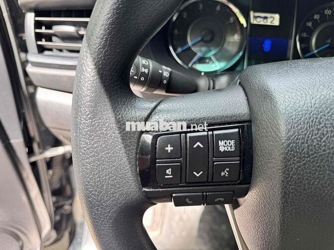 Toyota Fortuner 2019 2.4G 4x2 MT - 71000 km
