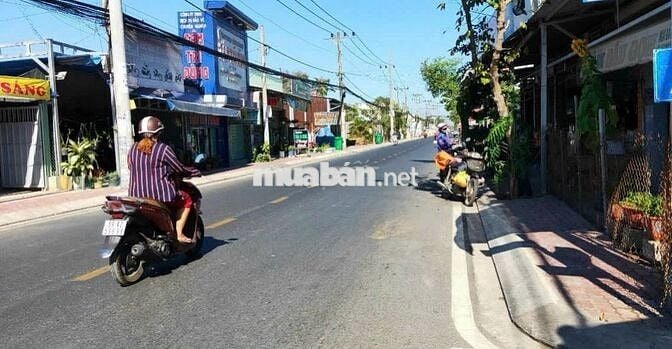 Bán Gấp Nhà Lầu 1 Xẹt, ngay Chợ Hưng Long, 1ty350tr