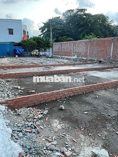 ĐẤT 57M2 - NGANG 4,2 x 13,7 SỔ VUÔNG VỨC