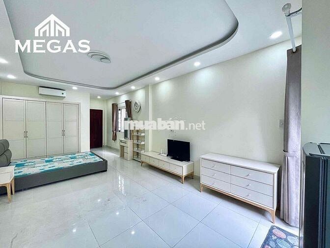 Căn Hộ 40m2 Có Ban Công FullNT Cao Cấp Gần Ngay Lê Văn Sỹ Tiện Qua Q3