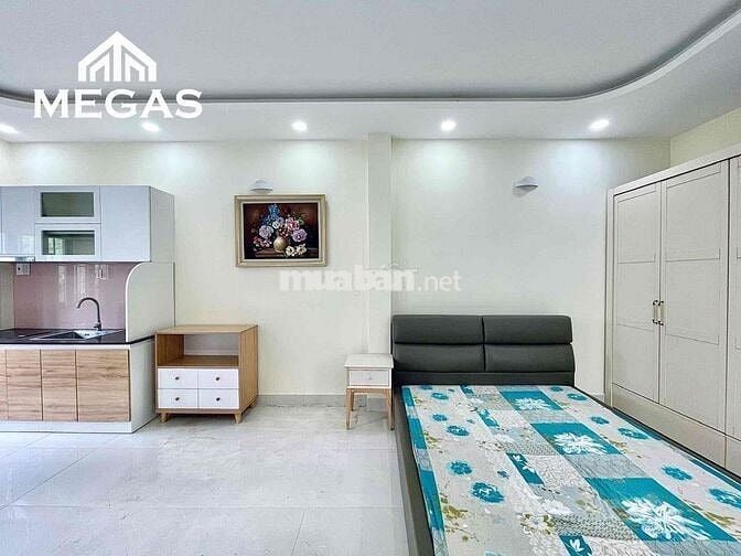 Căn Hộ 40m2 Có Ban Công FullNT Cao Cấp Gần Ngay Lê Văn Sỹ Tiện Qua Q3