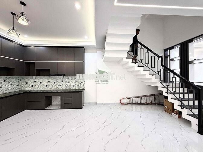 CHO THUÊ NHÀ 3 TẦNG MỚI XÂY CỰC ĐẸP KĐT HÀ QUANG 2 GIÁ 20 TRIỆU