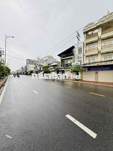 MẶT TIỀN KINH DOANH 72m2 Lê Văn Chí, Linh Trung TP Thủ Đức