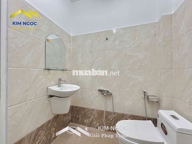 CHO THUÊ CĂN HỘ TẦNG TRỆT FULL NỘI THẤT GIẾNG TRỜI NGAY CHỢ BÌNH THÀNH
