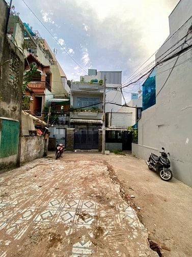 Bán đất 5m x 10m Lô góc 2 mặt hẻm Bạch Đằng- gần ngã tư Hàng Xanh