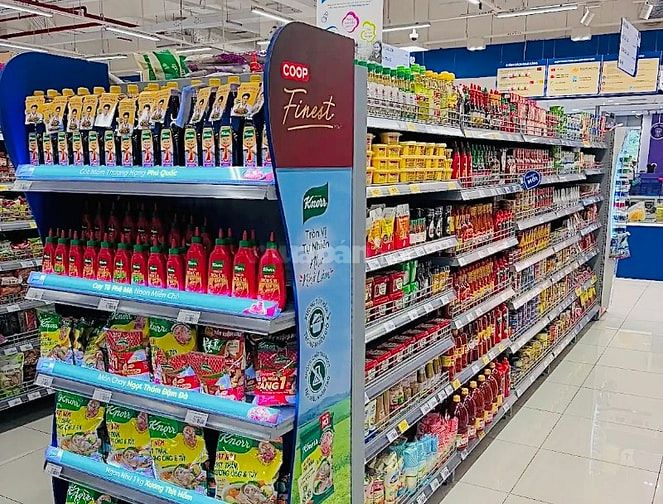 Siêu Thị Bổ Sung Sinh Viên Bán Hàng, Trung Tuổi Làm Tạp Vụ Tại Thủ Đức