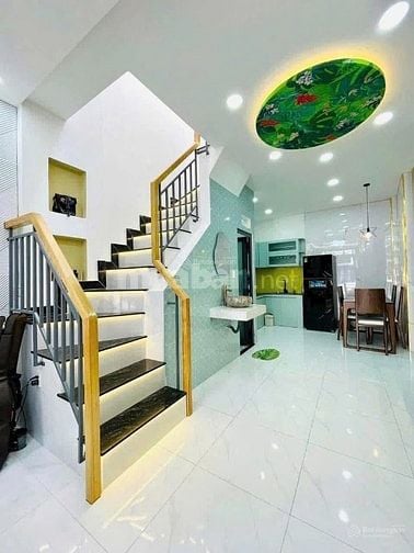 Bán nhà giá ngộp 1,9 tỷ gần KĐT Vạn Phúc - HXH cho thuê 12tr / tháng