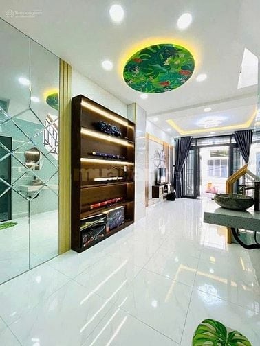Bán nhà giá ngộp 1,9 tỷ gần KĐT Vạn Phúc - HXH cho thuê 12tr / tháng