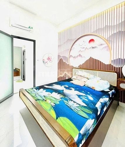 Bán nhà giá ngộp 1,9 tỷ gần KĐT Vạn Phúc - HXH cho thuê 12tr / tháng