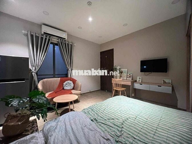 PHÒNG STUDIO TONE NÂU SIÊU HIẾM TRỐNG