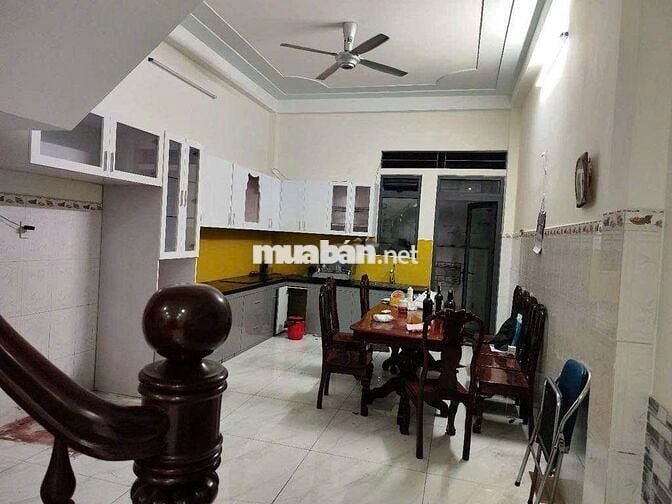 Nhà 3 Lầu Rộng FULL Nội Thất Giá Rẻ Hẻm 7m Đ. Nguyễn Ảnh Thủ Q12