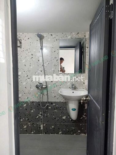 GÁC LỬNG Ở ĐƯỢC 3 BẠN - ĐƯỜNG TRẦN NGỌC SƯƠNG - GẦN ĐÔNG Á KIẾN TRÚC