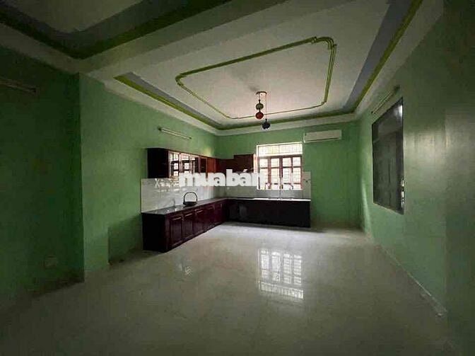 Cho thuê tòa nhà 600m2 sàn Trung Tâm Thủ Dầu Một - Diện tích : 200m2,