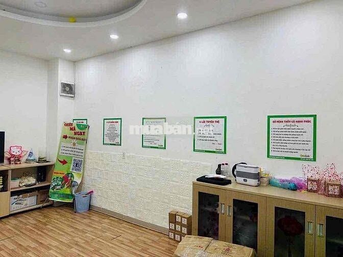 Nguyên căn Bình Thạnh nhiều phòng ( 4,5x23 )