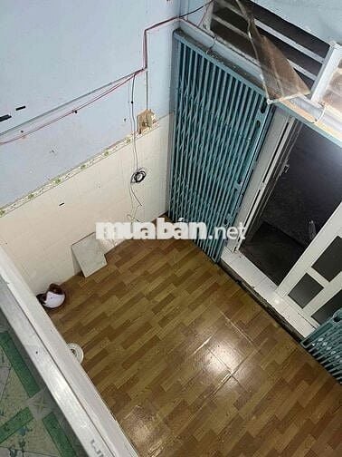 Nhà hẻm gác lửng, hẻm thông đường chính, diện tích sử dụng 60m2