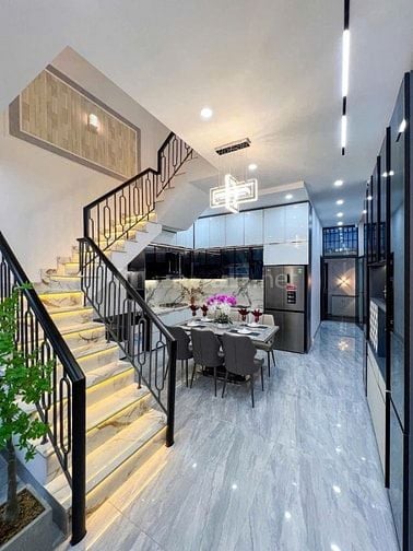 BÁN GẤP NHÀ 1 TRỆT 1 LẦU NGAY CHỢ TÂN HIỆP 