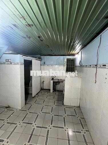 Nhà hẻm gác lửng, hẻm thông đường chính, diện tích sử dụng 60m2