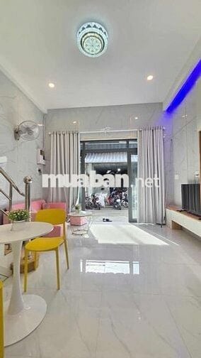 BÁN NHÀ HÒA BÌNH TÂN PHÚ 4M X5.3M FULL NỘI THẤT HẺM XE HƠI 6M 3,65T TL