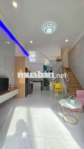 BÁN NHÀ HÒA BÌNH TÂN PHÚ 4M X5.3M FULL NỘI THẤT HẺM XE HƠI 6M 3,65T TL