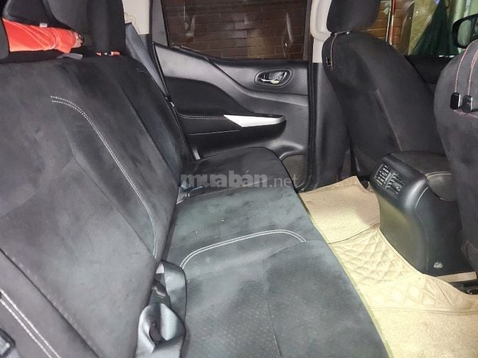 Nissan Navara 2015 SL 2.5MT 4WD - 140000 km