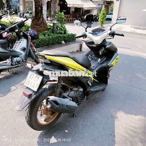 Bán xe NVX Trắng Xám 155cc có giấy tờ kcc