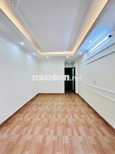 NHÀ HỒ TÙNG MẬU-36M-NGÕ XE BA GÁC-50M RA PHỐ-Ô CHỜ THANG MÁY.