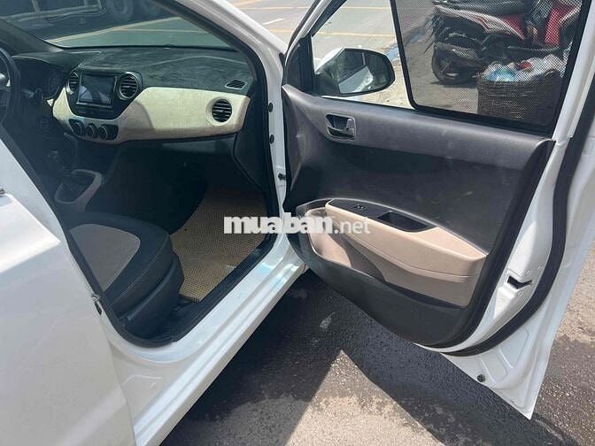 Hyundai Grand i10 2015 số sàn - 75000 km
