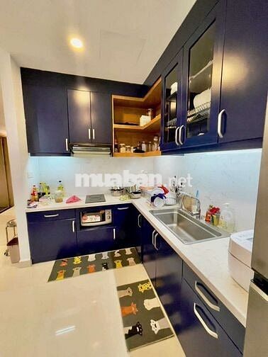 Golden mansion cần bán 2pn 2wc chỉ 5,2 tỷ đồng