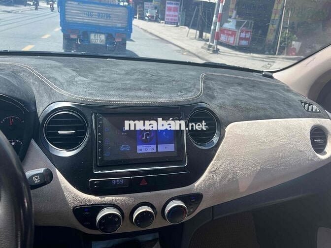 Hyundai Grand i10 2015 số sàn - 75000 km