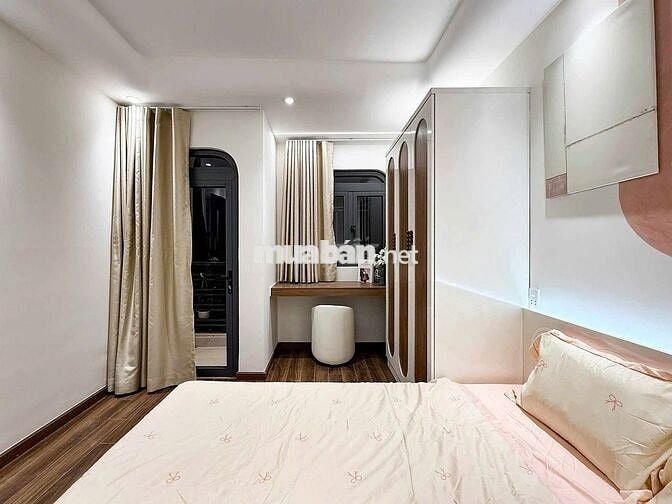 VIP NHẤT PHAN XÍCH LONG - KTS THIẾT KẾ - 46M2 4 TẦNG 5PN - DTSD 175M2